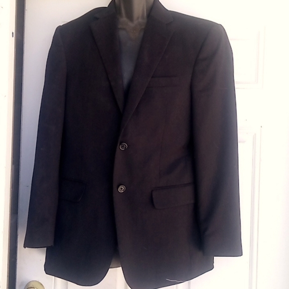 Formal suit coat black only worn like 2 times. - Picture 2 of 4